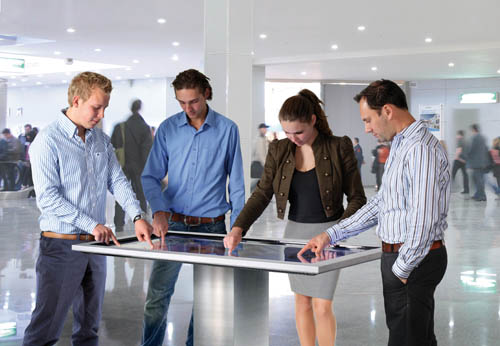 creeer-op-uw-beursstand-stopping-power-met-interactieve-multimedia_1